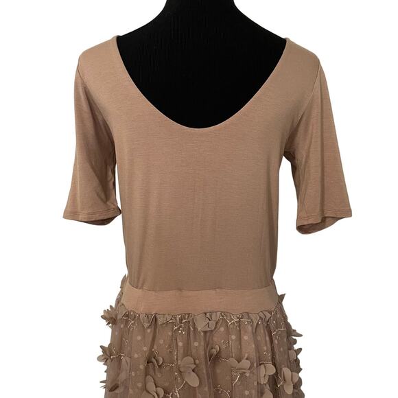 EleStory Sheer Tulle Butterfly Maxi Dress Taupe Maternity Dress Womens M NWT - Picture 7 of 13